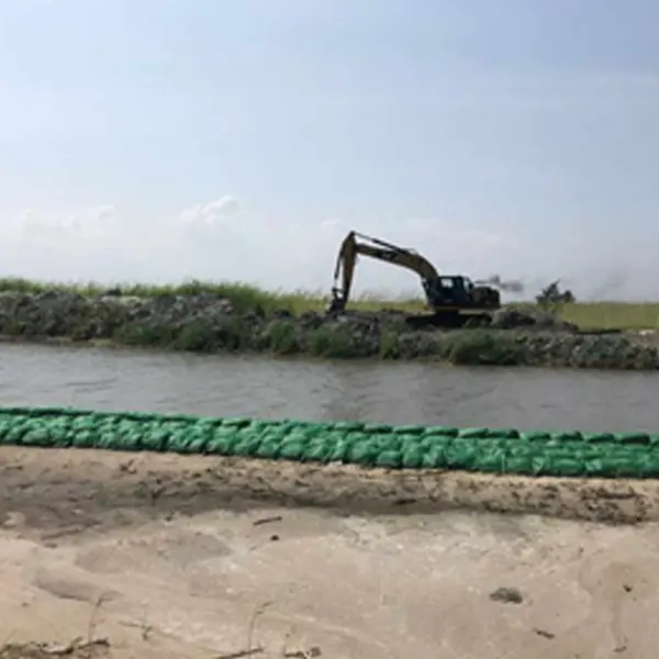 Polage Infravest LININGS, GEOTEXTILE IN ROAD WORKS AND VEGETATIVE SHORELINE NOURISHMENT RETAINING WALL